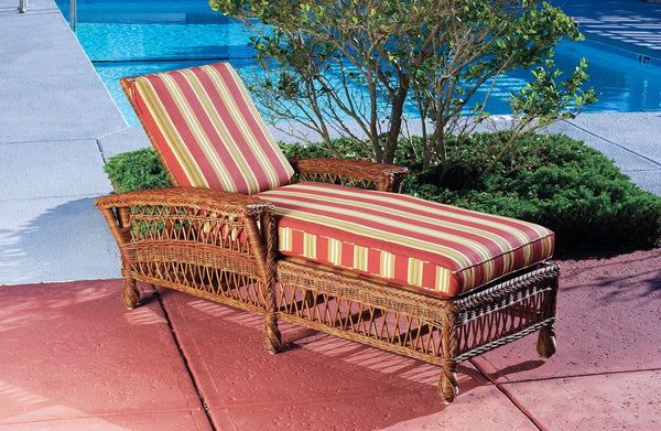 Bar Harbor Outdoor Chaise w/adj back