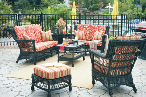 Legacy Outdoor Seating